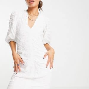 Object - Hvid kjole med rynker i genanvendt polyester