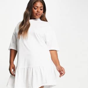ASOS DESIGN Curve - Oversized T-shirt-kjole med flæsekant i hvid