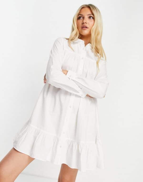 ASOS DESIGN - Hvid mini-skjortekjole i bomuld med smock-design og peplumkant