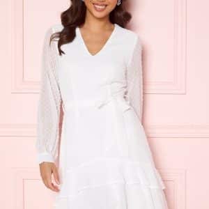 Sisters Point WD Dress 115 Cream S