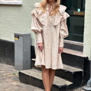 Stories From The Atelier by Copenhagen Shoes - Kjole - The Sound Dress - SS25 - White